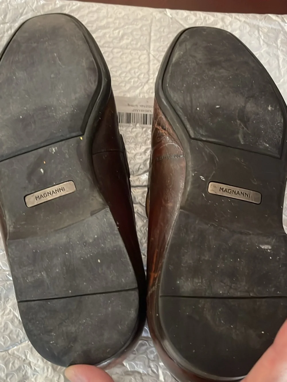 Magnanni Lino Brown Leather Loafers (Model 15061) with a distinctive metal strap